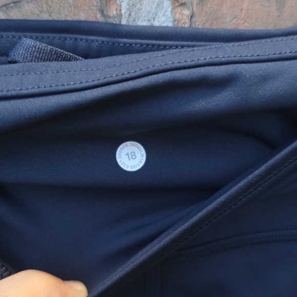 lululemon athletica Navy High-Rise Pocket Leggings - Picture 11 of 14